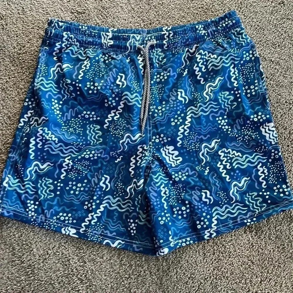 (47) NWOT swim  trunks